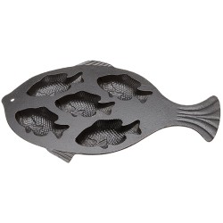 CAST IRON CORN BREAD PAN...