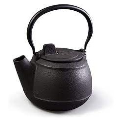 CAST IRON TEA POT